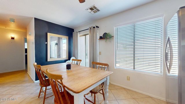 902 E DESERT MOON Trail, San Tan Valley, AZ 85143