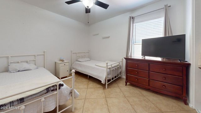 902 E DESERT MOON Trail, San Tan Valley, AZ 85143