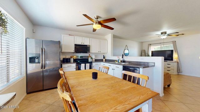 902 E DESERT MOON Trail, San Tan Valley, AZ 85143
