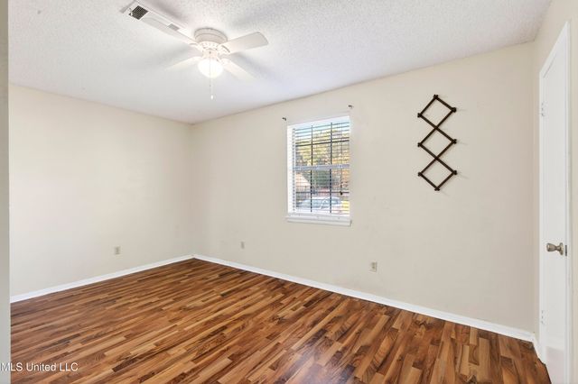 3202 Bemis Avenue, Gautier, MS 39553