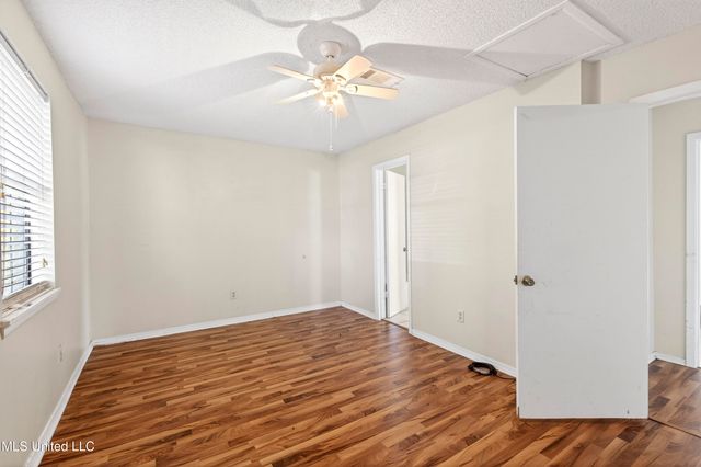 3202 Bemis Avenue, Gautier, MS 39553