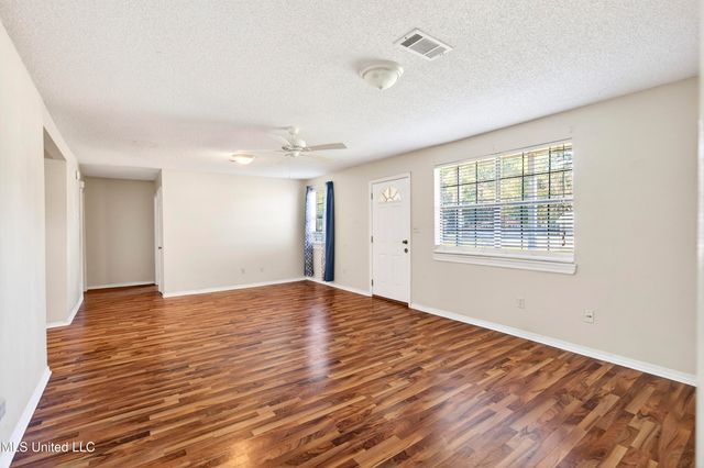 3202 Bemis Avenue, Gautier, MS 39553