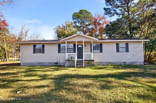 3202 Bemis Avenue, Gautier, MS 39553