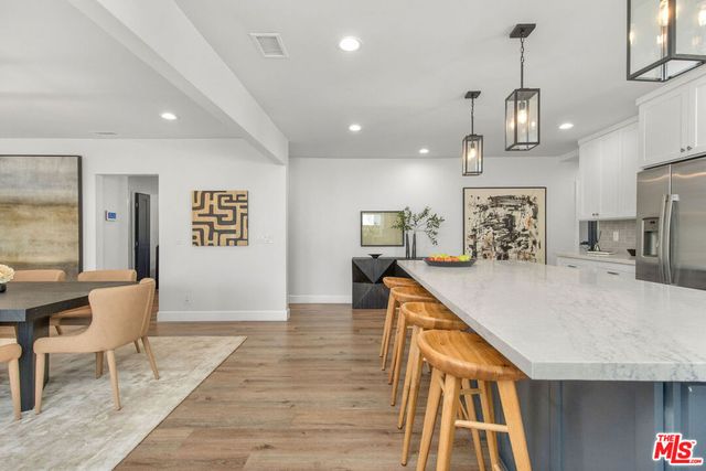 821 S Cloverdale Avenue, Los Angeles, CA 90036