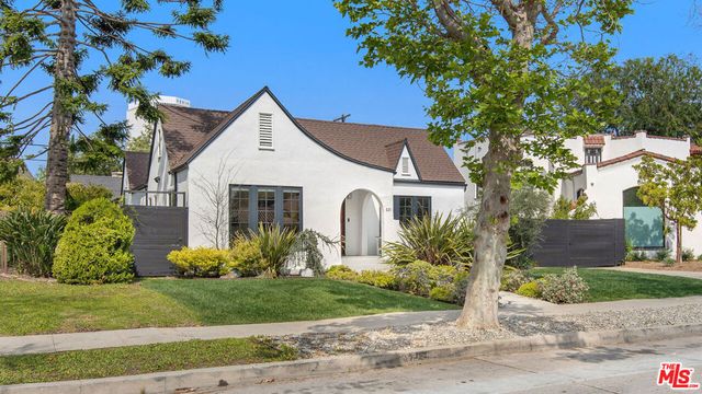 821 S Cloverdale Avenue, Los Angeles, CA 90036