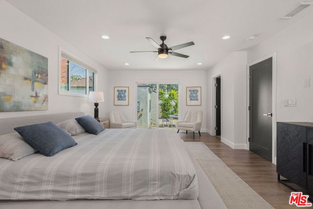 821 S Cloverdale Avenue, Los Angeles, CA 90036