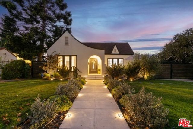 821 S Cloverdale Avenue, Los Angeles, CA 90036