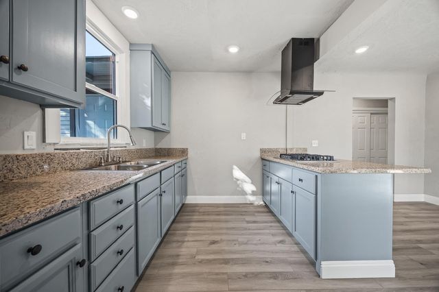 1133 A Street, Fresno, CA 93706