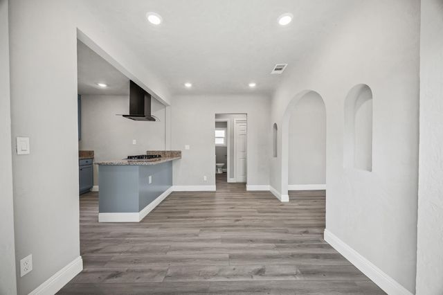 1133 A Street, Fresno, CA 93706