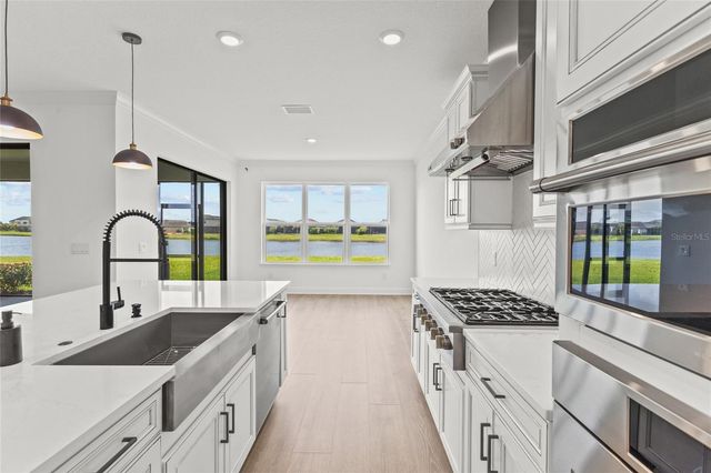 16319 MOUNT HOLLY DRIVE, Bradenton, FL 34211