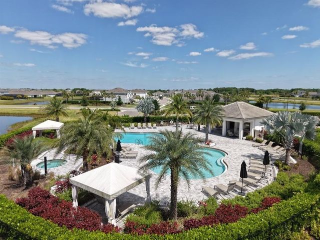 16319 MOUNT HOLLY DRIVE, Bradenton, FL 34211