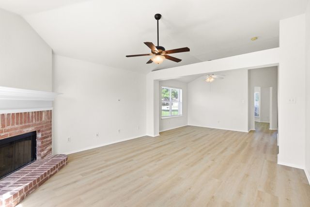 311 S Chestnut Street, Forney, TX 75126