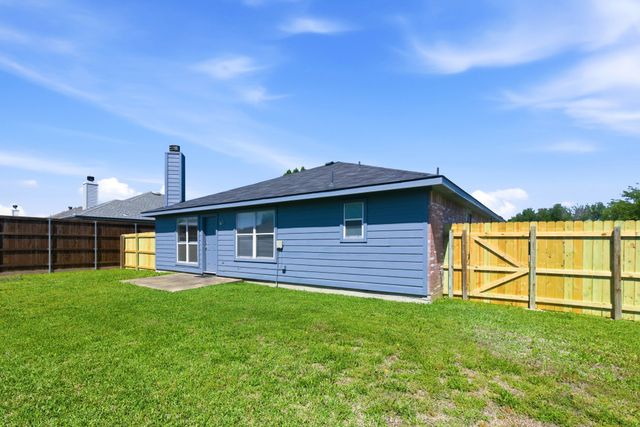 311 S Chestnut Street, Forney, TX 75126