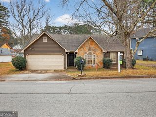 5602 Tunbridge Wells Road, Lithonia, GA 30058