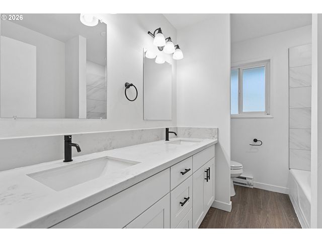 1904 Se 80TH Ave, Portland, OR 97215