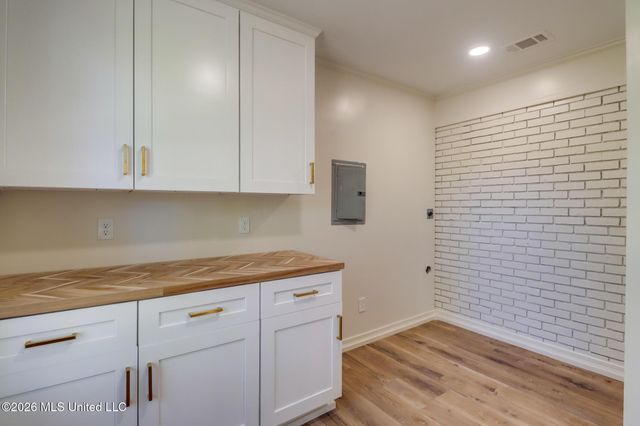 124 Pirate Avenue, Long Beach, MS 39560