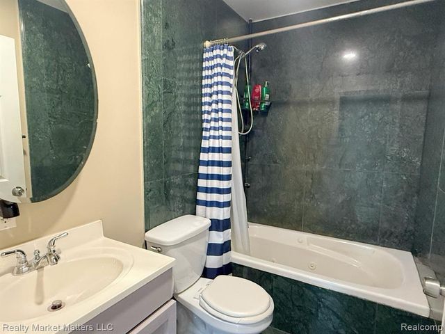 14066 N Clio Road, Clio, MI 48420
