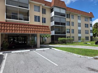 4152 Inverrary Dr 310, Lauderhill, FL 33319