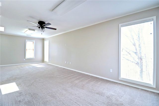 9933 Buckskin Circle, Rogers, AR 72758