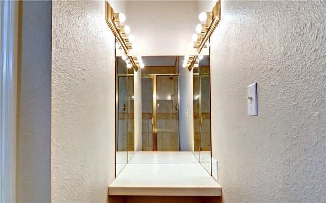 9933 Buckskin Circle, Rogers, AR 72758