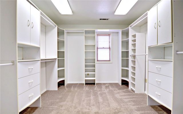 9933 Buckskin Circle, Rogers, AR 72758