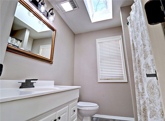 9933 Buckskin Circle, Rogers, AR 72758