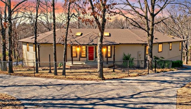 9933 Buckskin Circle, Rogers, AR 72758