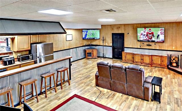 9933 Buckskin Circle, Rogers, AR 72758