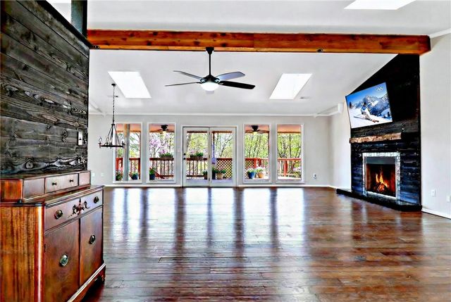 9933 Buckskin Circle, Rogers, AR 72758