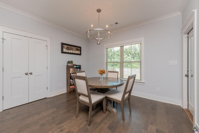 202 Brook Hollow Court, Kathleen, GA 31047