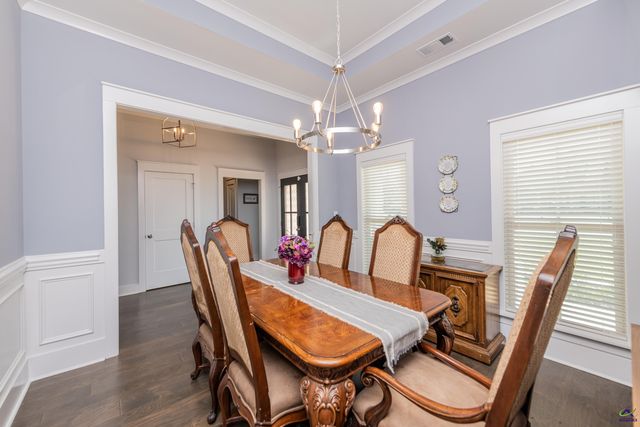 202 Brook Hollow Court, Kathleen, GA 31047