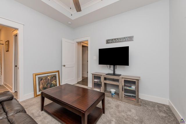 202 Brook Hollow Court, Kathleen, GA 31047