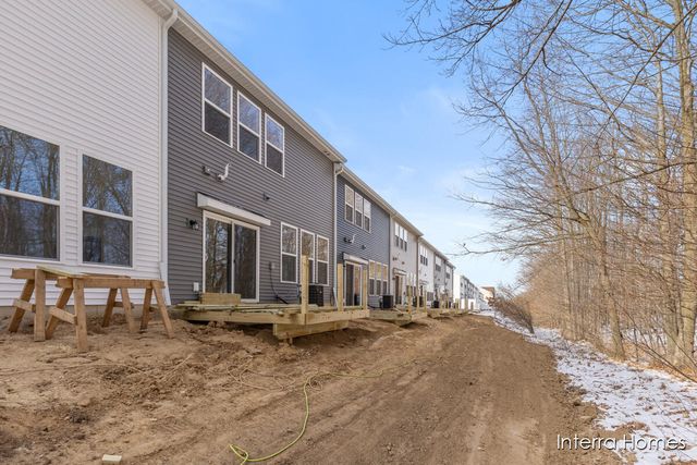 3327 Kings River Street Sw 46, City Of Wyoming, MI 49418