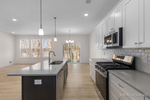 3327 Kings River Street Sw 46, City Of Wyoming, MI 49418