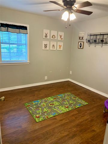 116 Cottonwood Trail, Gun Barrel City, TX 75156
