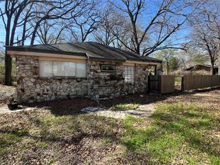 116 Cottonwood Trail, Gun Barrel City, TX 75156