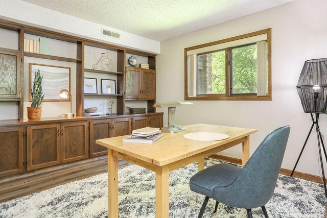 220 8th Street S B2, Fargo, ND 58103