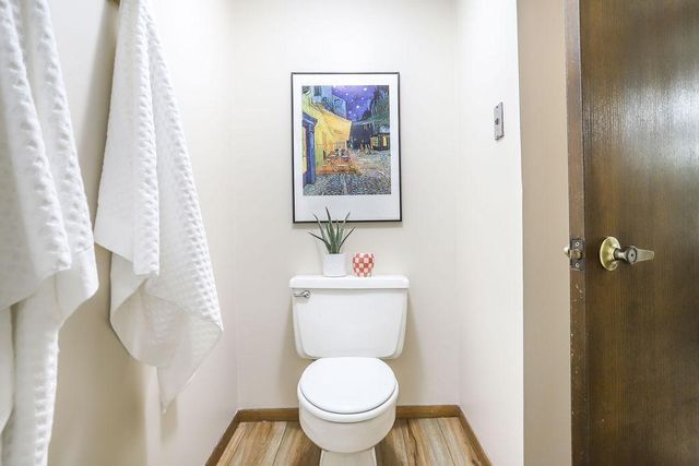 220 8th Street S B2, Fargo, ND 58103