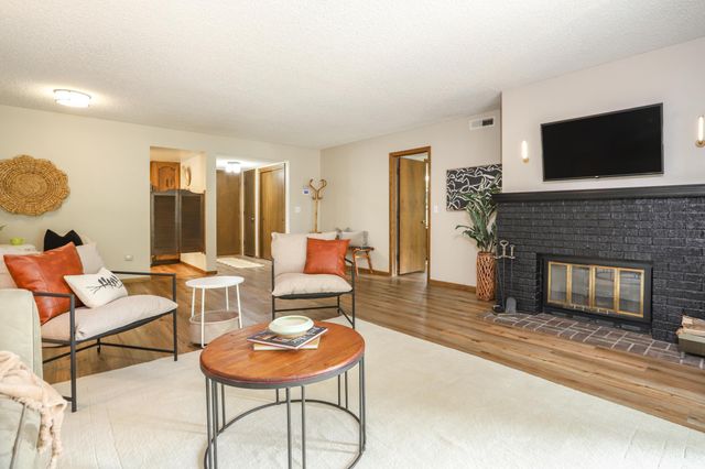 220 8th Street S B2, Fargo, ND 58103