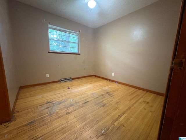 1914 3RD STREET NW, Center Point, AL 35215
