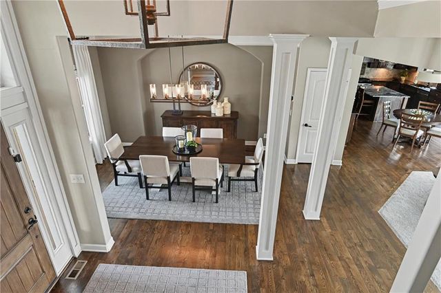 15053 Eagle Lane, Parkville, MO 64152