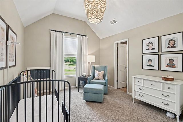 15053 Eagle Lane, Parkville, MO 64152