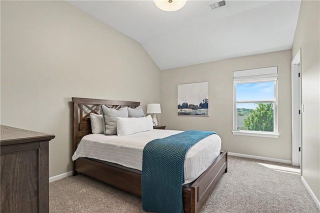 15053 Eagle Lane, Parkville, MO 64152
