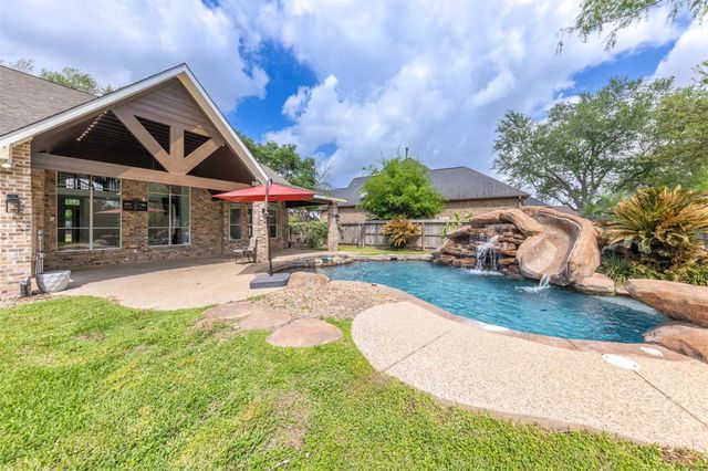 5534 Weston Drive, Fulshear, TX 77441