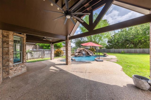 5534 Weston Drive, Fulshear, TX 77441