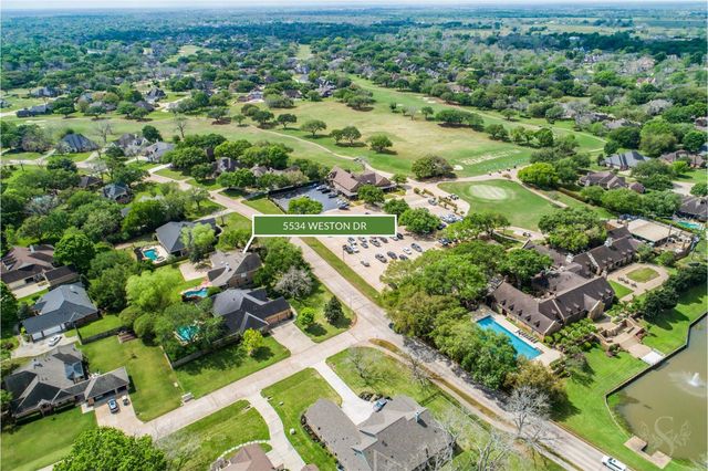 5534 Weston Drive, Fulshear, TX 77441