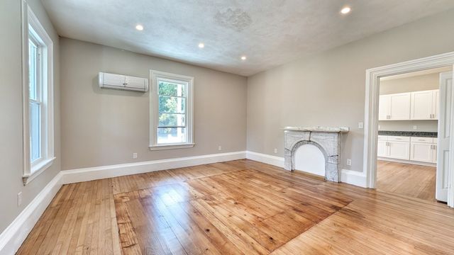 603 Woburn St 1, Wilmington, MA 01887