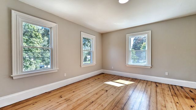 603 Woburn St 1, Wilmington, MA 01887