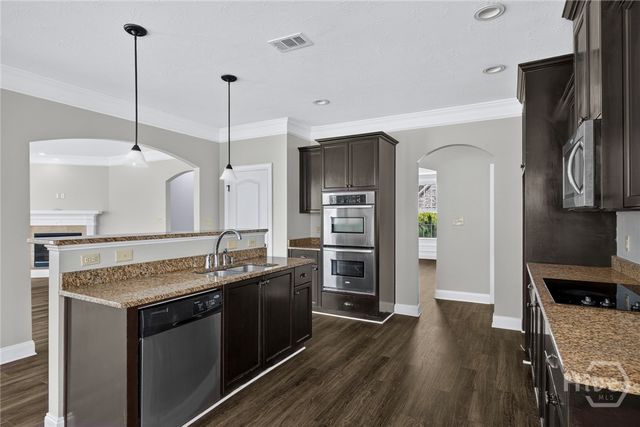 158 Clover Pointe Circle, Guyton, GA 31312