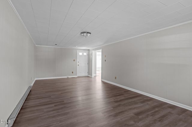 75 Crestview Road, Siler City, NC 27344